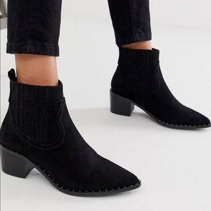 Women’s black booties